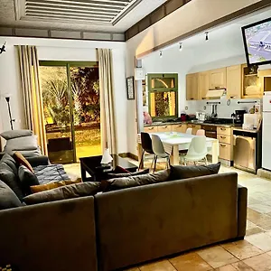 https://au-cur-de-la-palmeraie-de-marrakech.marrakeshhotelsmorocco.com